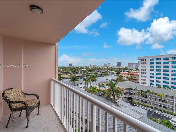 3161 S Ocean Dr 802, Hallandale Beach FL 33009