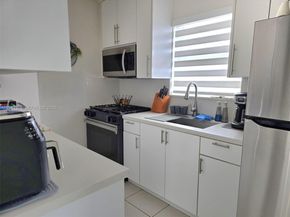 1265 W 24th St 201, Hialeah FL 33010