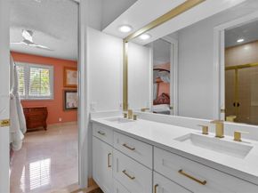 2941 Paddock Ln, Weston FL 33331