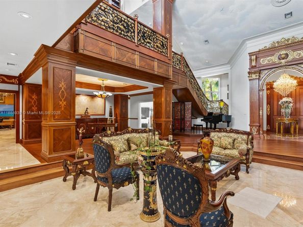 2941 Paddock Ln, Weston FL 33331