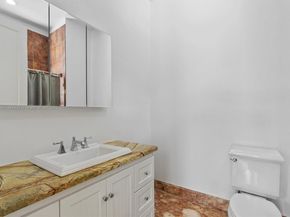 2941 Paddock Ln, Weston FL 33331
