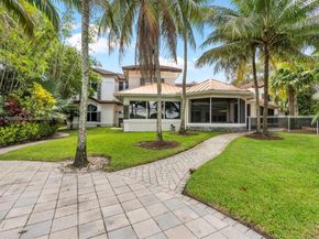 2941 Paddock Ln, Weston FL 33331