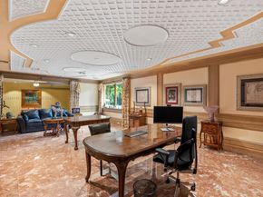 2941 Paddock Ln, Weston FL 33331