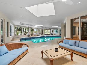 2941 Paddock Ln, Weston FL 33331