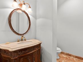 2941 Paddock Ln, Weston FL 33331