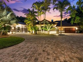 2941 Paddock Ln, Weston FL 33331