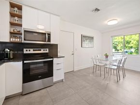 6610 Santona St, Coral Gables FL 33146
