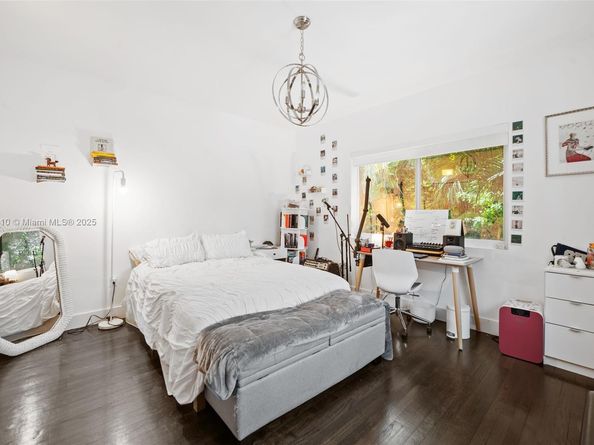 6610 Santona St, Coral Gables FL 33146