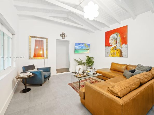 6610 Santona St, Coral Gables FL 33146