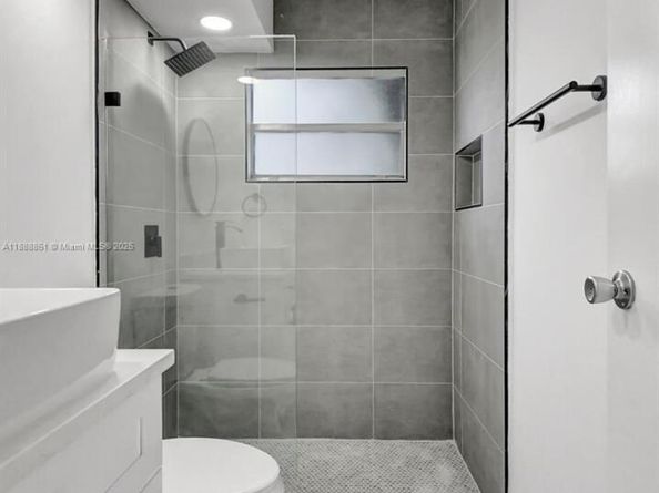 265 E Tuscany  E 265, Delray Beach FL 33446