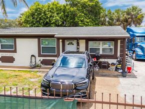 901 NW 34th Ter, Lauderhill FL 33311
