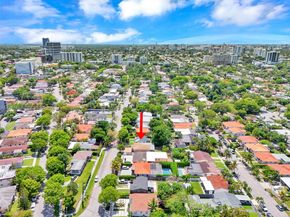 2261 SW 26th St, Miami FL 33133