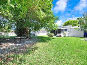 2261 SW 26th St, Miami FL 33133