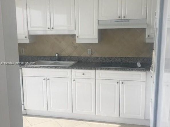 Undisclosed Address #A11956044, Miami Beach FL 33140