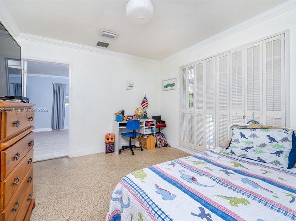 9370 SW 61st St, Miami FL 33173