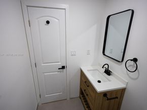 812 33rd St, West Palm Beach FL 33407