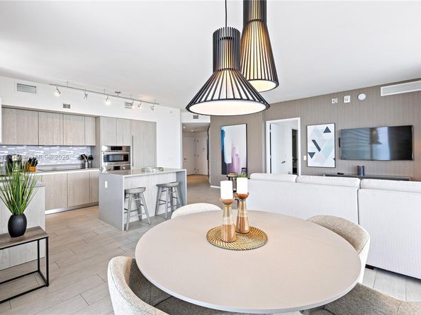 4010 S Ocean Dr R1701, Hollywood FL 33019
