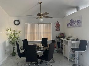 10000 SW 9th Ct, Pembroke Pines FL 33025
