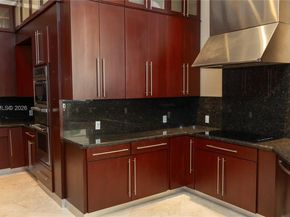 6200 SW 97th Ave, Miami FL 33173