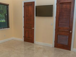 6200 SW 97th Ave, Miami FL 33173
