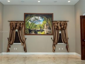 6200 SW 97th Ave, Miami FL 33173