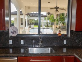6200 SW 97th Ave, Miami FL 33173