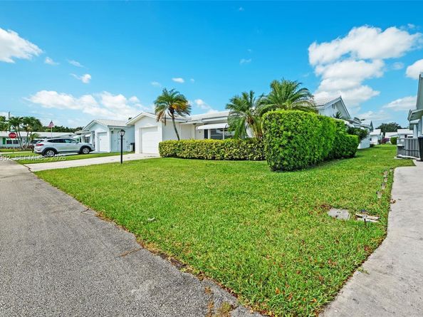2103 SW 20th Cir, Boynton Beach FL 33426