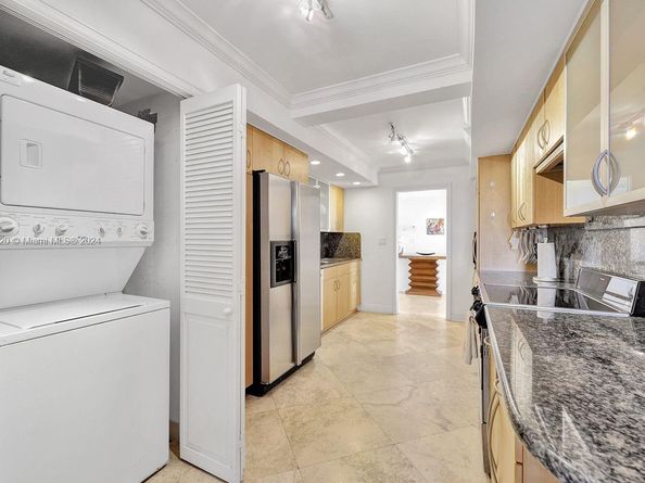 3 Grove Isle Dr C710, Miami FL 33133