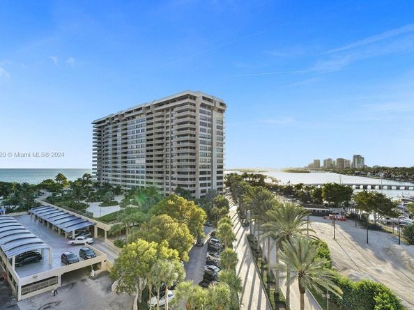 3 Grove Isle Dr C710, Miami FL 33133