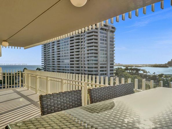 3 Grove Isle Dr C710, Miami FL 33133