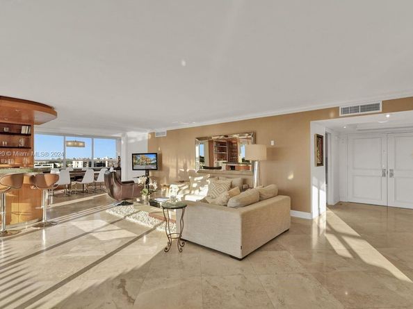 3 Grove Isle Dr C710, Miami FL 33133