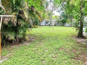 140 SW 48th Ct, Miami FL 33134