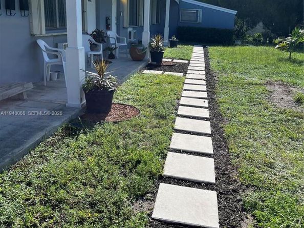 5821 NE 18th Ave, Fort Lauderdale FL 33334