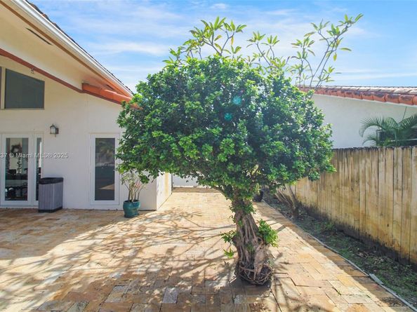 3736 SW 107th Ct, Miami FL 33165