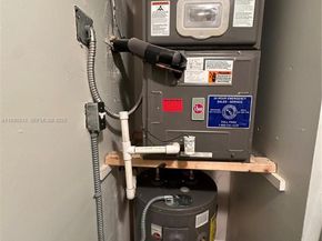 7 Colonial Club Drive 302, Boynton Beach FL 33435