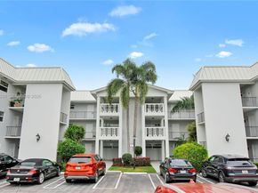 7 Colonial Club Drive 302, Boynton Beach FL 33435