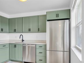 7 Colonial Club Drive 302, Boynton Beach FL 33435