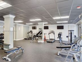 1865 79th St Cswy 8K, Miami FL 33141