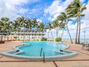 1865 79th St Cswy 8K, Miami FL 33141