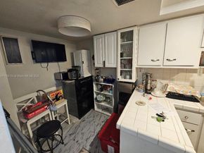 18061 Biscayne Blvd 802, Aventura FL 33160