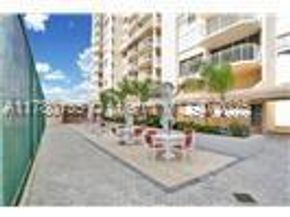 18061 Biscayne Blvd 802, Aventura FL 33160