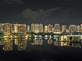 18061 Biscayne Blvd 802, Aventura FL 33160