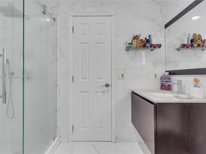 11051 SW 69th Dr, Miami FL 33173