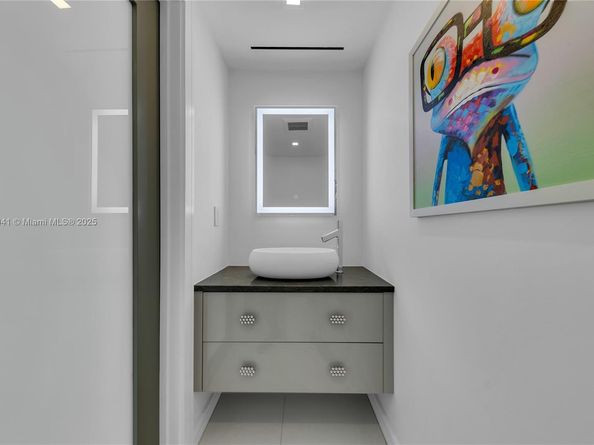 3535 S Ocean Dr 1602, Hollywood FL 33019