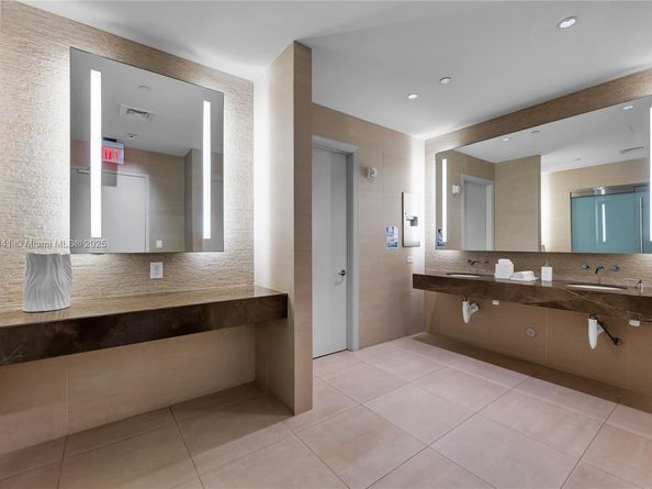 3535 S Ocean Dr 1602, Hollywood FL 33019