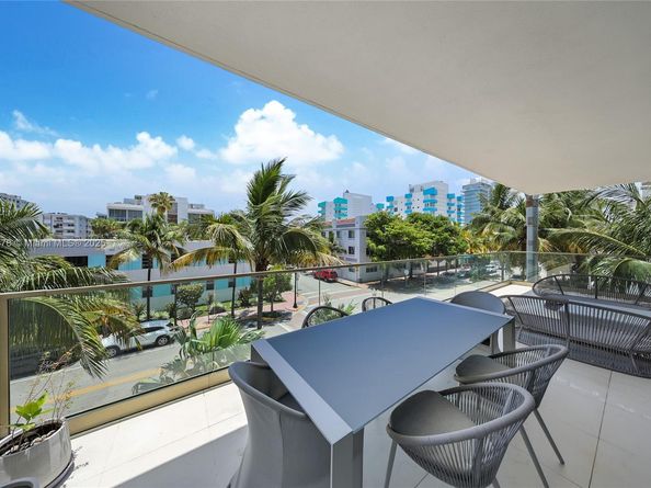 300 Collins Ave 3D, Miami Beach FL 33139