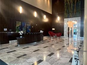 185 SW 7th St 2202, Miami FL 33130