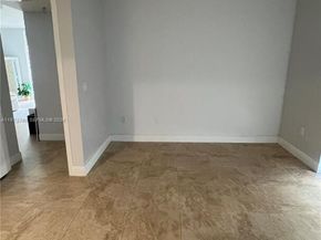 185 SW 7th St 2202, Miami FL 33130