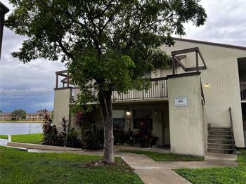 415 NW 210th St