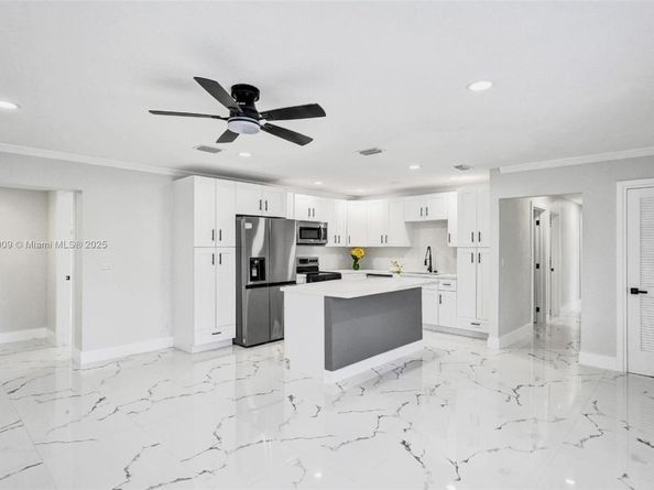 1143 NW 18th St, Fort Lauderdale FL 33311